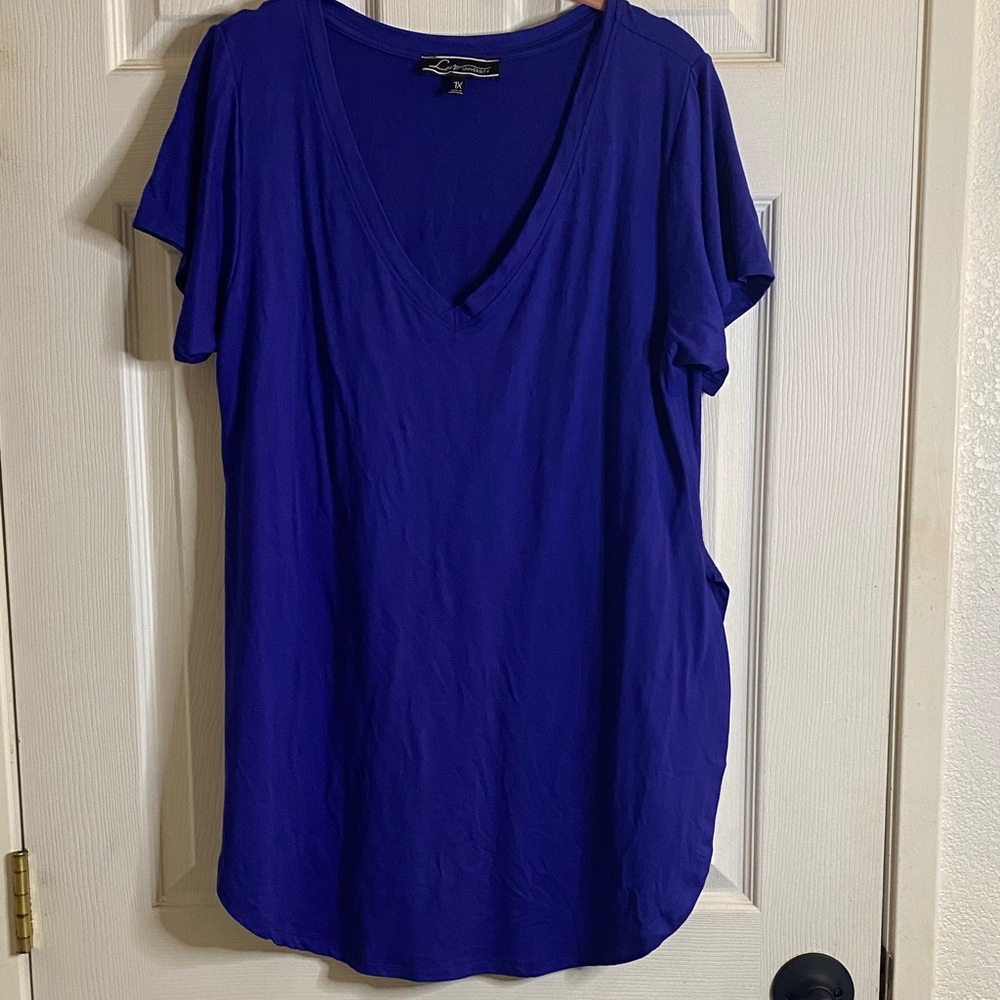 Elegant Royal Blue V-Neck Tee